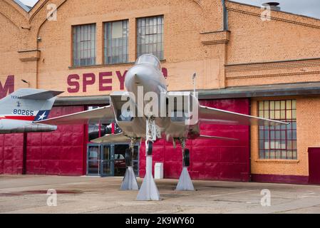 SPEYER, ALLEMAGNE - OCTOBRE 2022: Blanc USAF McDonnell Douglas F-15 Eagle avion de chasse tactique américain 1972 dans le Technikmuseum Speyer. Banque D'Images