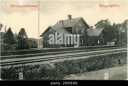 La gare a été construite en 1872. La maison de la gare a été démolie et remplacée par une nouvelle en 1950s. La gare a ouvert pour la circulation publique 22.12.1873. Banque D'Images