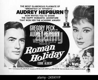 Annonce Block pour 1962 réédition de GREGORY PECK AUDREY HEPBURN et EDDIE ALBERT à ROMAN HOLIDAY 1953 réalisateur / producteur WILLIAM WYLER Story Dalton Trumbo et Ian McLellan Hunter scénario Dalton Trumbo Ian McLellan Hunter et John Dighton Paramount Pictures Banque D'Images