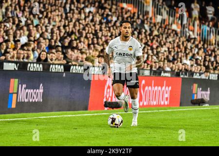 VALENCE, ESPAGNE - OCTOBRE 29: Justin Kluivert de Valencia CF pendant le match entre Valencia CF et FC Barcelone de la Liga Santander sur 29 octobre 2022 à Mestalla à Valence, Espagne. (Photo de Samuel Carreño/ PX Images) Credit: PX Images/Alay Live News Banque D'Images