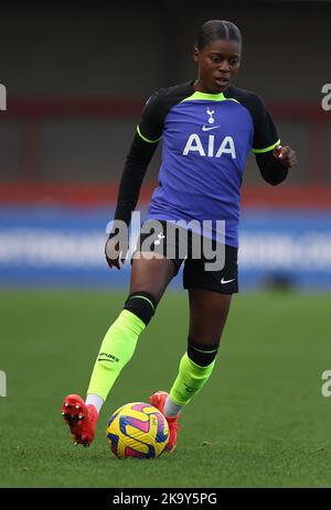 Crawley, Royaume-Uni. 30th octobre 2022. Jessica Naz de Tottenham lors du match de Super League féminin de la FA entre Brighton & Hotetenham Albion et Tottenham Hotspur au stade Broadfield de Crawley. 25th mars 2022 crédit : James Boardman/Alamy Live News Banque D'Images