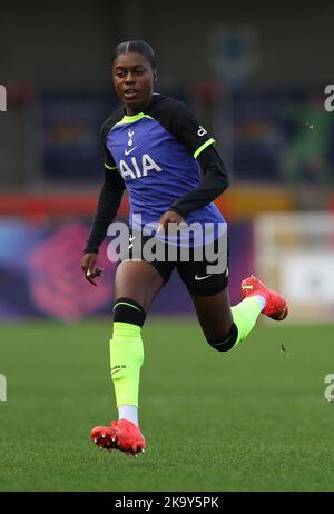 Crawley, Royaume-Uni. 30th octobre 2022. Jessica Naz de Tottenham lors du match de Super League féminin de la FA entre Brighton & Hotetenham Albion et Tottenham Hotspur au stade Broadfield de Crawley. 25th mars 2022 crédit : James Boardman/Alamy Live News Banque D'Images