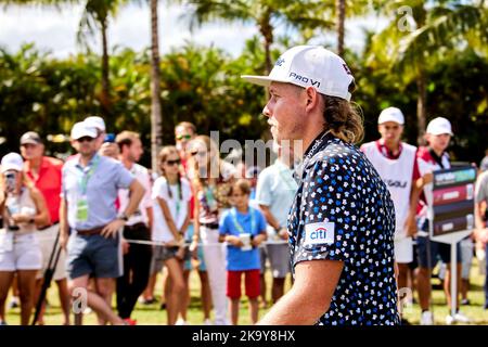 Miami, FL, États-Unis. 30th octobre 2022. Cameron Smith joue un tir du 18th trous lors de la finale du championnat de l'équipe de golf du LIV à Miami à la Doral nationale de Trump à Miami, Doral, Florida Sunday, 30 octobre 2022. Credit: Yaroslav Sabitov/YES Market Media/Alay Live News Banque D'Images