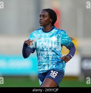 Londres, Royaume-Uni. 30th octobre 2022. Londres, Angleterre, 27 octobre 2022: Karin Muya (16 Lionesses de Londres) est substitué lors du match de football du championnat Barclays Womens entre Lionesses de Londres et Blackburn Rovers à Princes Park à Londres, en Angleterre. (James Whitehead/SPP) crédit: SPP Sport Press photo. /Alamy Live News Banque D'Images