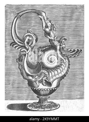 Carafe en forme de coquille d'escargot, avec une oreille, Balthazar van den Bos, d'après Cornelis Floris (II), 1548 la partie supérieure de l'oreille est formée par un homme Banque D'Images