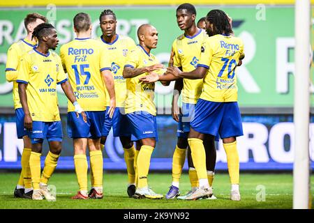 Thierno Barry de Beveren célèbre après avoir obtenu son score lors d'un match de football entre SK Beveren et Jong Genk, dimanche 30 octobre 2022 à Beveren-Waas, le 11 e jour de la 2022-2023 'Challenger Pro League' 1B deuxième division du championnat belge. BELGA PHOTO TOM GOYVAERTS Banque D'Images