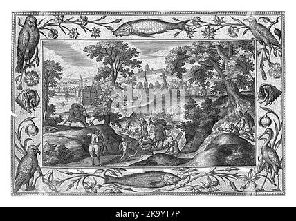 Paysage forestier avec chasse au cerf. Au premier plan, un cerf est chassé par les chasseurs. L'imprimé a un cadre ornemental avec des fleurs, du poisson et des ani Banque D'Images