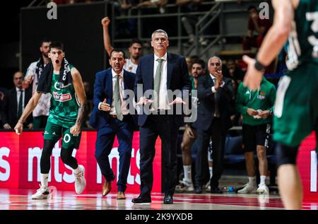 Belgrade, Serbie, 13th octobre 2022. L'entraîneur en chef Dejan Radonjic de Panathinaicos Athènes réagit lors du match EuroLeague Round 2 de Turkish Airlines entre Crvena Zvezda mts Belgrade et Panathinaikos Athènes à Aleksandar Nikolic Hall à Belgrade, Serbie. 29 octobre 2022. Crédit : Nikola Krstic/Alay Banque D'Images