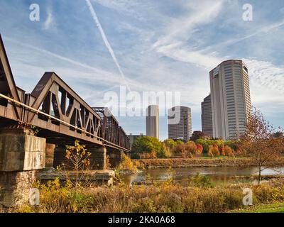 Centre-ville de Columbus, Ohio, vue depuis la rivière Scioto Banque D'Images