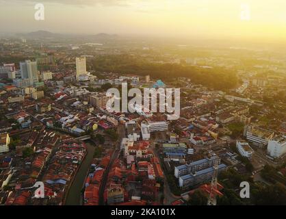 Vue aérienne de la ville de Malacca au lever du soleil Banque D'Images