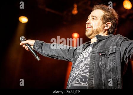 Oslo, Norvège. 27th, octobre 2022. Le groupe de rock américain Counting Crows joue un concert au Sentrum Scene d'Oslo. Ici, le chanteur Adam Duritz est vu en direct sur scène. (Crédit photo: Gonzales photo - Terje Dokken). Banque D'Images
