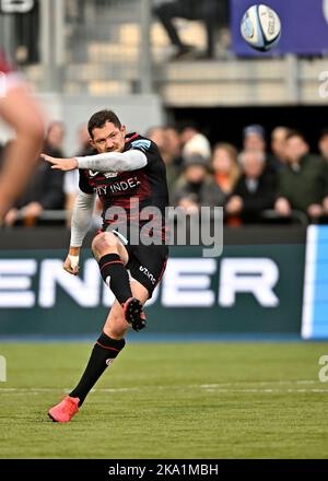 Barnett, Royaume-Uni. 30th octobre 2022. Rugby, premier ministre. Saracens V sale Sharks. Stade Stone X. Barnett. Alex Goode (Saracens) donne son coup de pied lors du match de rugby Saracens V sale Sharks Gallagher Premiership. Credit: Sport en images/Alamy Live News Banque D'Images