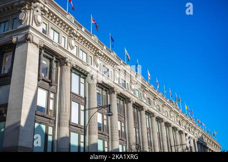 Extérieur des grands magasins Selfridges sur Oxford Street à Londres Banque D'Images