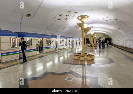 Station de métro Bodomzor. Tachkent, Ouzbékistan Banque D'Images