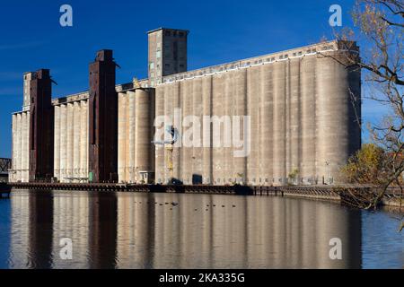 Silo City, Buffalo River, Buffalo, New York, États-Unis Banque D'Images