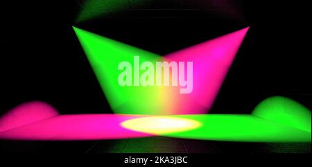 Les sources de lumière visibles vertes et rouges sont dirigées vers le même point dans une pièce sombre, formant un cercle blanc. 3d rendu. Banque D'Images