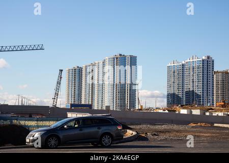 Bélarus, Minsk - 20 octobre 2022 : chantier de construction de minsk, gros plan sur le monde Banque D'Images