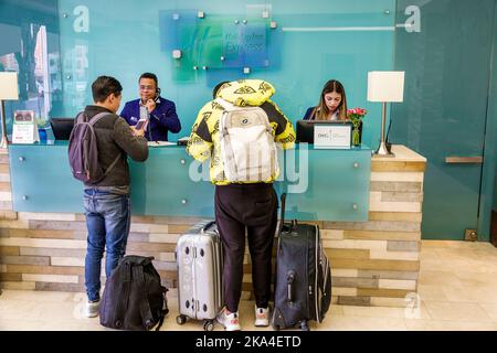 Bogota Colombie,El Chico Holiday Inn Express Bogota Parque Las 93 intérieur intérieur IHG hôtel hôtels hébergement inn auberges motel motels, réception enregistrement r Banque D'Images