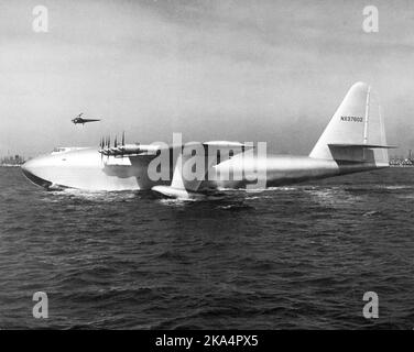 The Spruce Goose Aircraft, H-4 Hercules 'Spruce Goose' The Hughes H-4 Hercules (connu sous le nom de Spruce Goose; enregistrement NX37602) prototype de bateau de transport aérien stratégique conçu et construit par Hughes Aircraft Company. Banque D'Images