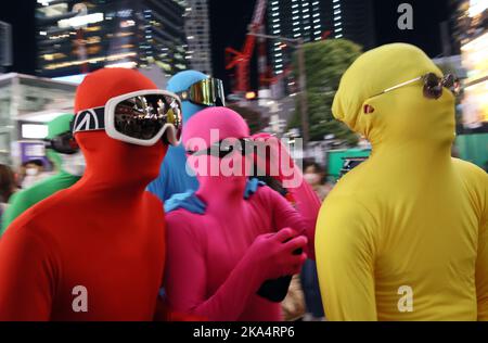 Tokyo, Japon. 31st octobre 2022. Les gens déguisés se rassemblent lundi dans le quartier de la mode de Shibuya à Tokyo pour Halloween, à 31 octobre 2022. Credit: Yoshio Tsunoda/AFLO/Alay Live News Banque D'Images