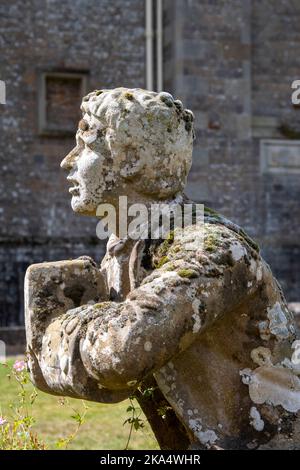 La statue de Morris dans le jardin clos de la maison d'Abbotsford Banque D'Images