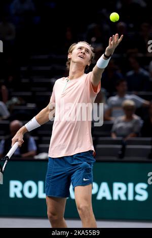 Paris, France - 31 octobre 2022, Sebastian Korda des Etats-Unis au cours du jour 1 du Rolex Paris Masters 2022, ATP Masters 1000 tennis Tournament sur 31 octobre 2022 à l'arène Accor à Paris, France - photo Jean Catuffe / DPPI Banque D'Images