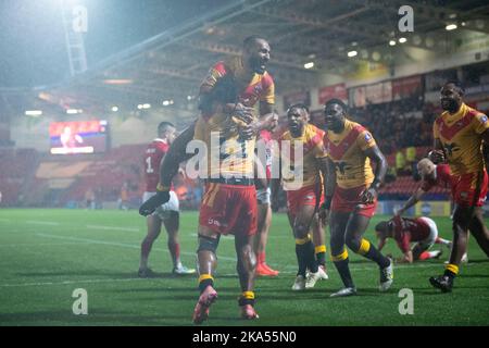 Papouasie-Nouvelle-Guinée. , . Rugby League World Cup Pool D Match entre la Papouasie-Nouvelle-Guinée et le pays de Galles au stade Eco-Power, Doncaster, le lundi 31st octobre 2022. (Crédit : Trevor Wilkinson | ACTUALITÉS MI) crédit : ACTUALITÉS MI et sport /Actualités Alay Live Banque D'Images