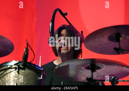 Rio de Janeiro, Brésil, 21 octobre 2022. Chanteur et multi-instrumentiste Zachary Walker Hanson, lors d'un concert du groupe américain Hanson, à Qual Banque D'Images