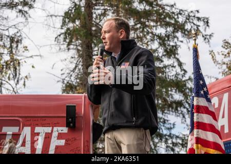 Thornwood, New York, États-Unis. 31st octobre 2022. Le candidat républicain pour le gouverneur de New York Lee Zeldin parle à l'arrêt de campagne au poste de la Légion américaine à Thornwood (image de crédit : © Lev Radin/Pacific Press via ZUMA Press Wire) Banque D'Images