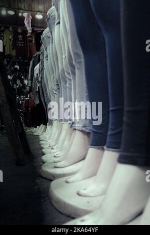 Amman, Jordanie - jeudi, 19 octobre 2022 effrayant mannequins au centre-ville d'Amman Banque D'Images