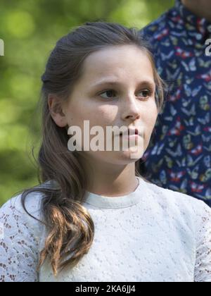 OSLO, Norvège 20160613. Princesse Ingrid Alexandra à l'ouverture de l'installation 'Insect Hotel' par l'artiste Tom Hare dans le parc du Palais. Photo: Berit Roald / NTB scanpix Banque D'Images