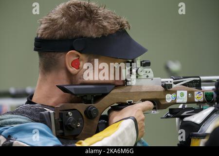 RIO DE JANEIRO, BRÉSIL 20160808. Jeux olympiques d'été à Rio 2016. Are Hansen a été le numéro dix en qualifications à 10 mètres de fusil d'air pendant les Jeux olympiques de Rio de Janeiro dimanche. Photo: Cornelius Poppe / NTB scanpix Banque D'Images