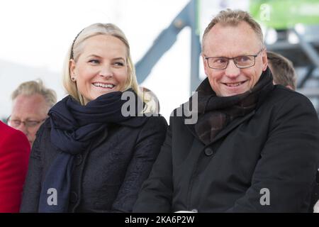 Oslo, Norvège 20161014. Cérémonie de fondation en pierre du nouveau Musée Munch à Bjoervika. Princesse de la Couronne Mette-Marit et Raymond Johansen. Photo: Haakon Mosvold Larsen / NTB scanpix Banque D'Images