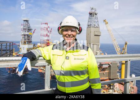 Champ pétrolifère de Valhall, Mer du Nord 20170815. Le ministre norvégien des Finances, SIV Jensen (FRP), visite mardi la plateforme Aker BP Valhall en mer du Nord. Le champ de Valhall, qui comprend six plates-formes pétrolières, produit du pétrole depuis 1982. L'usine a produit plus de 1 milliards de barils de pétrole depuis sa création et vise à produire plus de 500 millions de barils de pétrole d'ici 2028. Photo: Haakon Mosvold Larsen / NTB scanpix Banque D'Images