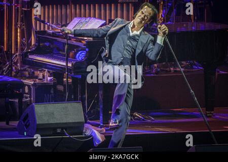 Mousse 20220811. Le post-punk australien Nick Cave & The Bad Seeds se déroule au festival Oeya d'Oslo. Photo: Heiko Junge / NTB Banque D'Images