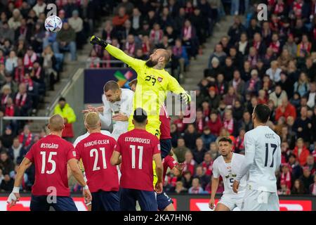 Oslo 20220927. Vanja Milinkovic-Savic, gardien de but serbe, est en action lors du match de football de la Ligue des Nations entre la Norvège et la Serbie au stade Ullevaal. Photo: Javad Parsa / NTB Banque D'Images