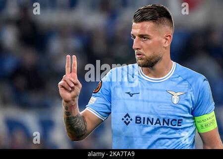 Roma, Italie. 27th octobre 2022. Sergej Milinkovic Savic de SS Lazio gestes pendant le match de football du Groupe F de l'Europa League entre SS Lazio et Midtjylland au stade Olimpico à Rome (Italie), 27 octobre 2022. Photo Andrea Staccioli/Insidefoto crédit: Insidefoto di andrea staccioli/Alamy Live News Banque D'Images