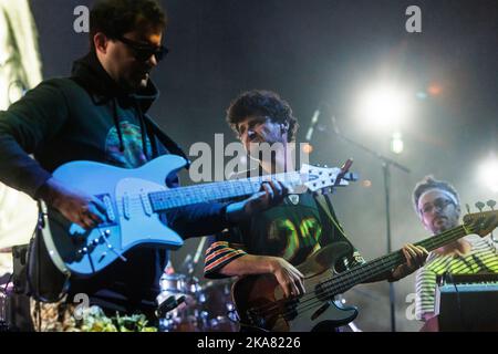 Copenhague, Danemark. 31st octobre 2022. Copenhague, Danemark. 31st, octobre 202. L'ensemble international de jazz et de JAM Snarky Puppy joue un concert au KB Hallen à Frederiksberg, Copenhague. Ici, le chef de groupe et musicien Michael League est vu en direct sur scène. (Crédit photo : Gonzales photo/Alamy Live News Banque D'Images