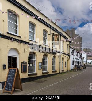 La maison publique du Prince de Galles, Fore Street, Ilfracombe, North Devon, Devon, Angleterre, Royaume-Uni Banque D'Images