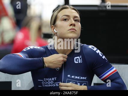 Mathilde gros de France aux Championnats du monde de cyclisme sur piste UCI 2022 à Saint-Quentin-en-Yvelines (France). Banque D'Images