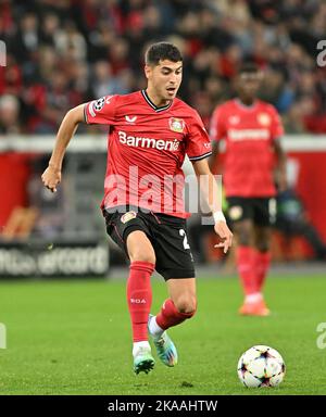 Leverkusen , Allemagne . 1 de novembre 2022, Exequiel Palacios (25) de Leverkusen photographié pendant un match de football entre Bayer Leverkusen et Club Brugge KV pendant les sixième et dernière allumettes du groupe B dans la Ligue des champions de l'UEFA pour la saison 2022-2023 , le mardi 1 novembre 2022 à Leverkusen , Allemagne . PHOTO DAVID CATRY | SPORTPIX Banque D'Images