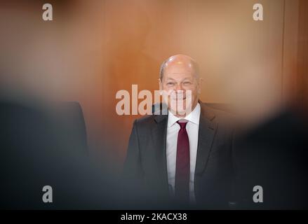 Berlin, Allemagne. 02nd novembre 2022. Le chancelier OLAF Scholz (SPD) assiste à la réunion du Cabinet fédéral au bureau du chancelier. Credit: Kay Nietfeld/dpa/Alay Live News Banque D'Images