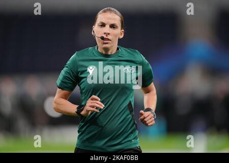 Madrid, Espagne. 02nd novembre 2022. L'arbitre du match lors du match de la Ligue des champions de l'UEFA entre le Real Madrid et le Celtic FC, Groupe F, a joué à Santiago Bernabeu Stadum le 2 novembre 2022 à Madrid, Espagne. (Photo de Magma/PRESSIN) Credit: PRESSINPHOTO SPORTS AGENCY/Alay Live News Banque D'Images