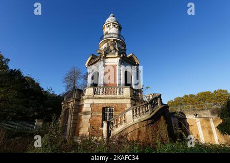 Pompe à incendie de Bagatelle construite en 1860 . La pompe a alimenté le château et le parc de Bagatelle avec de l'eau de la Seine. Paris. Banque D'Images