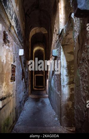 A l'intérieur de la forteresse Landro dans les Alpes Dolomites du Tyrol du Sud, une demeure architecturale des conflits frontaliers entre l'Autriche et l'Italie Banque D'Images