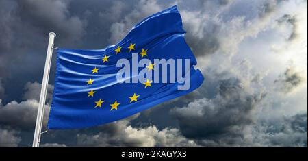 Le drapeau de l'Europe ou drapeau européen se compose de douze étoiles dorées formant un cercle sur un champ bleu. Il a été conçu et adopté en 1955 par le Counc Banque D'Images