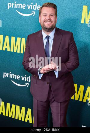 West Hollywood, États-Unis. 02nd novembre 2022. WEST HOLLYWOOD, LOS ANGELES, CALIFORNIE, États-Unis - NOVEMBRE 02 : le comédien anglais, acteur, chanteur et animateur de télévision James Corden arrive à la première de Los Angeles de la saison 1 des mammifères d'Amazon Prime Video, qui s'est tenue à l'hôtel West Hollywood EDITION sur 2 novembre 2022 à West Hollywood, Los Angeles, Californie, États-Unis. ( Credit: Image Press Agency/Alamy Live News Banque D'Images