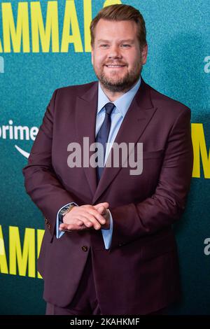 West Hollywood, États-Unis. 02nd novembre 2022. WEST HOLLYWOOD, LOS ANGELES, CALIFORNIE, États-Unis - NOVEMBRE 02 : le comédien anglais, acteur, chanteur et animateur de télévision James Corden arrive à la première de Los Angeles de la saison 1 des mammifères d'Amazon Prime Video, qui s'est tenue à l'hôtel West Hollywood EDITION sur 2 novembre 2022 à West Hollywood, Los Angeles, Californie, États-Unis. ( Credit: Image Press Agency/Alamy Live News Banque D'Images