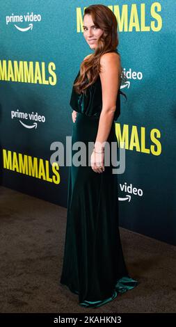 West Hollywood, États-Unis. 02nd novembre 2022. WEST HOLLYWOOD, LOS ANGELES, CALIFORNIE, États-Unis - NOVEMBRE 02 : l'actrice américano-suisse Melia Kreiling arrive à la première de Los Angeles de la saison des mammifères d'Amazon Prime Video 1 qui s'est tenue à l'hôtel West Hollywood EDITION sur 2 novembre 2022 à West Hollywood, Los Angeles, Californie, États-Unis. ( Credit: Image Press Agency/Alamy Live News Banque D'Images