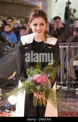 Annalisa pendant le tapis rouge au festival de musique Sanremo 66th sur 8 février 2016. (Photo de Manuel Romano/NurPhoto) *** Veuillez utiliser le crédit du champ de crédit *** Banque D'Images